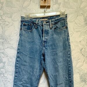 Levi's Premium Wedgie Straight christina light wash